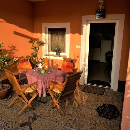 Apartments Davor ウマグ エクステリア 写真