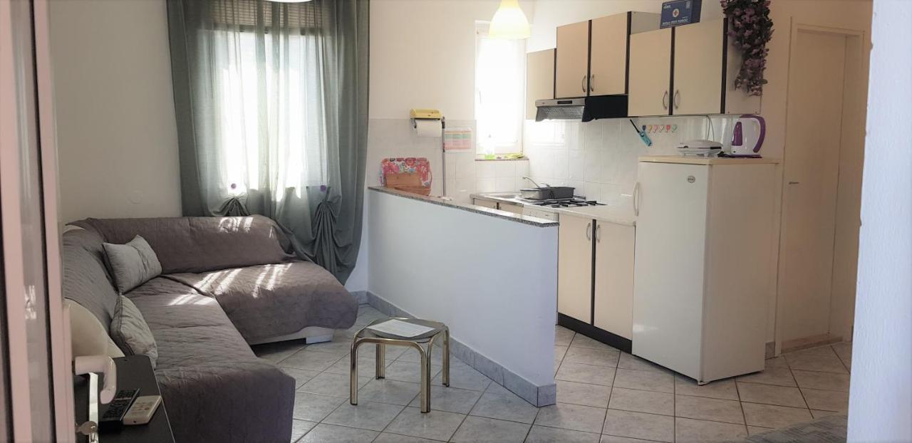 Apartments Davor ウマグ エクステリア 写真