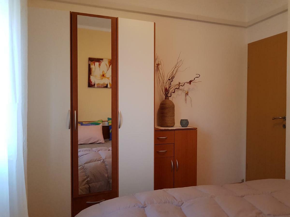 Apartments Davor ウマグ エクステリア 写真